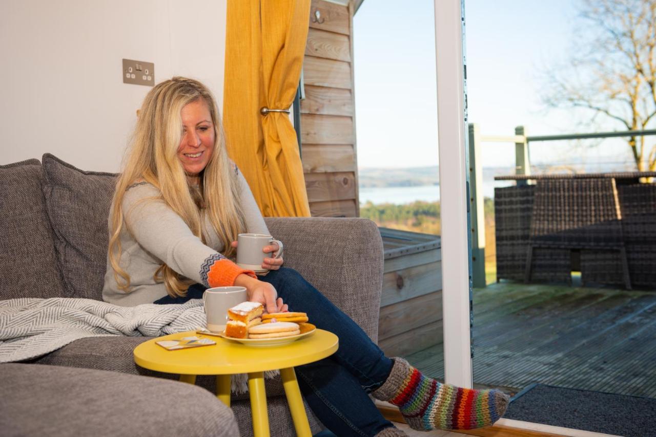Bonnie Barns - Adults Only Luxury Lodges With Hot Tubs Luss Exterior photo