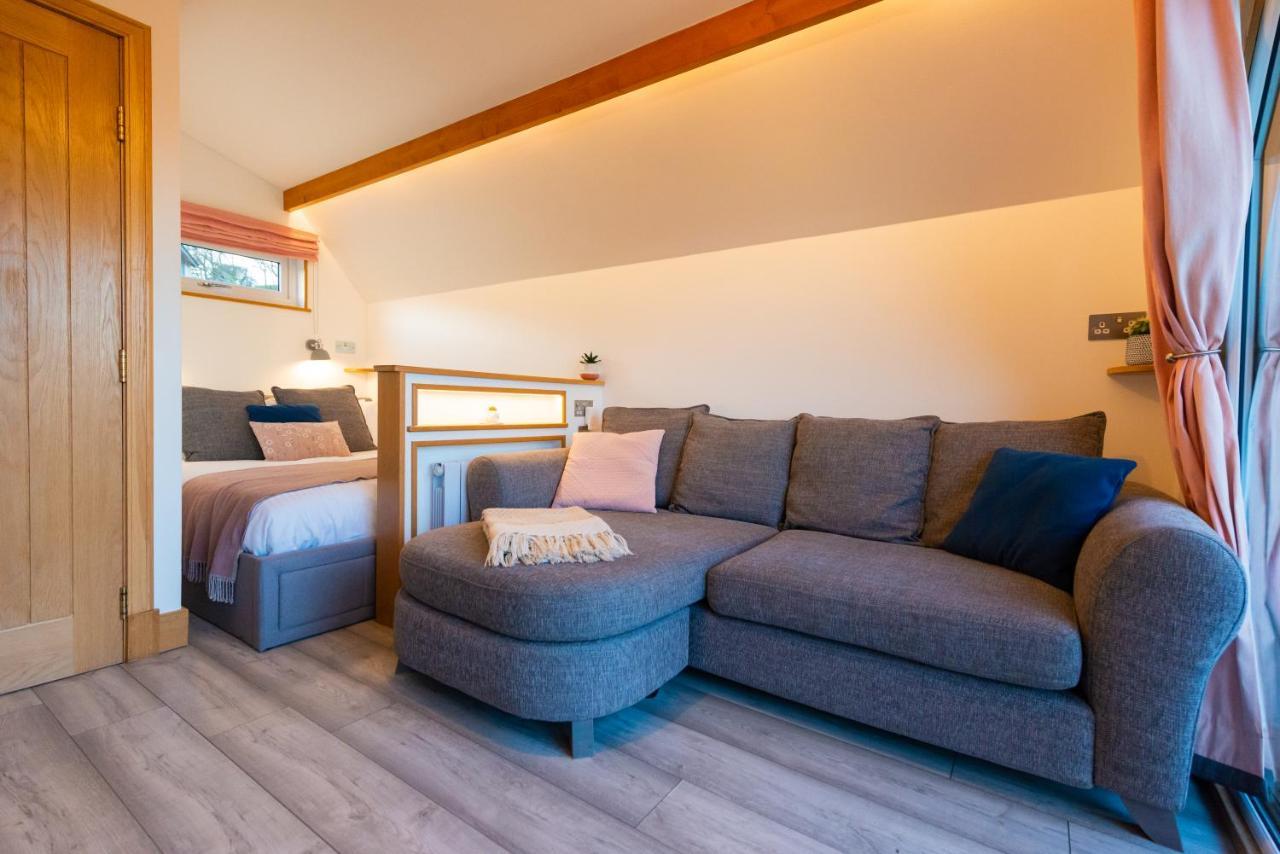 Bonnie Barns - Adults Only Luxury Lodges With Hot Tubs Luss Exterior photo