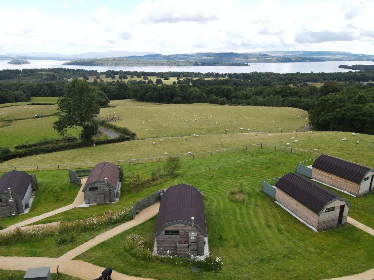 Bonnie Barns - Adults Only Luxury Lodges With Hot Tubs Luss Exterior photo