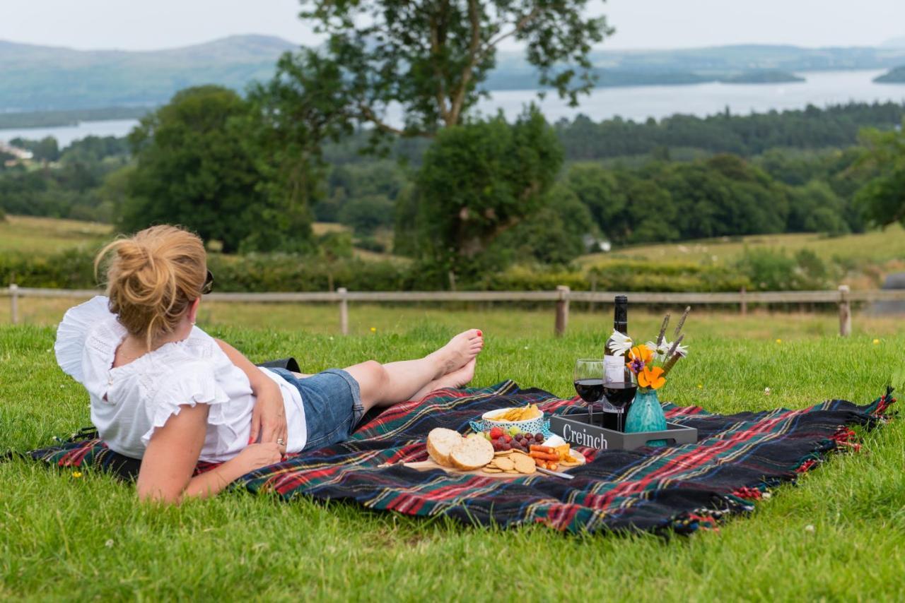 Bonnie Barns - Adults Only Luxury Lodges With Hot Tubs Luss Exterior photo