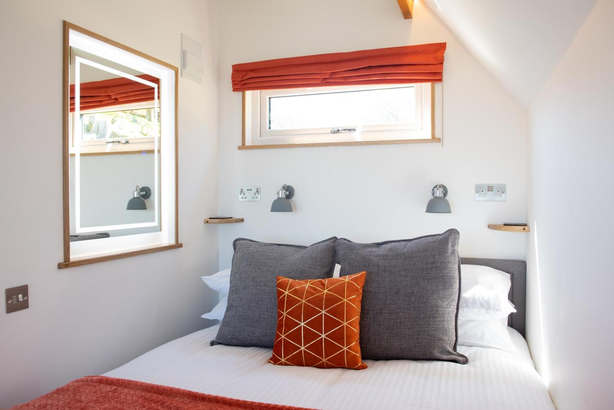 Bonnie Barns - Adults Only Luxury Lodges With Hot Tubs Luss Exterior photo